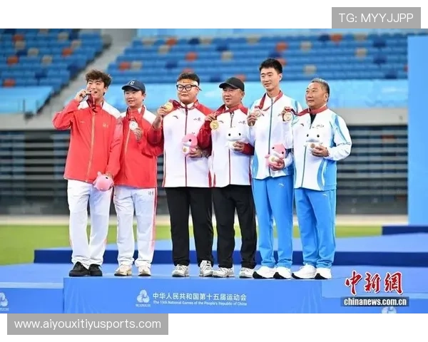 山东小将李梦麒全运会射箭反曲弓男子个人赛夺金,决赛打出9发10环