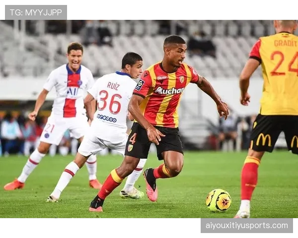 WhoScored本轮最佳阵容出炉，洛里昂帽子戏法前锋获满分